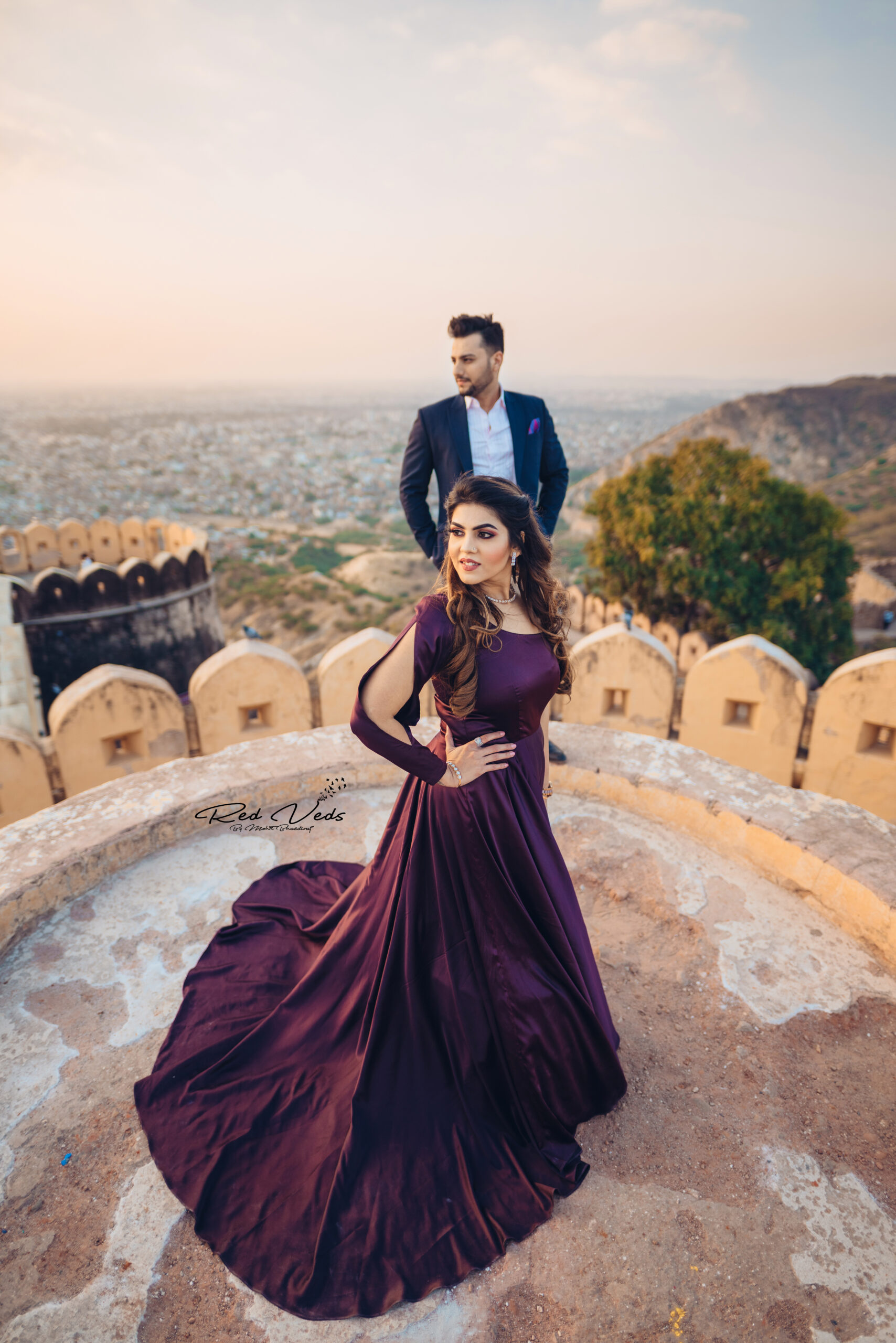 Pre Wedding Long Tail Gowns at Rs 3600 | Long Gowns in Surat | ID:  2851743408948