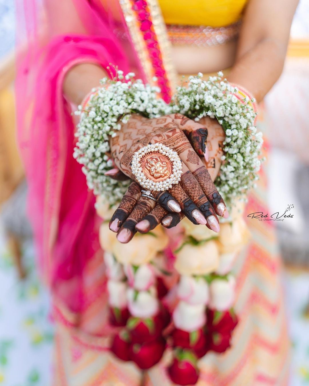 31 Simple Mehndi Design You Can Try Easily At Home